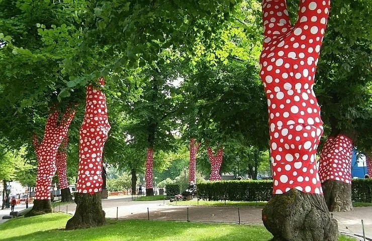 Ascension of Polka Dots on the Trees